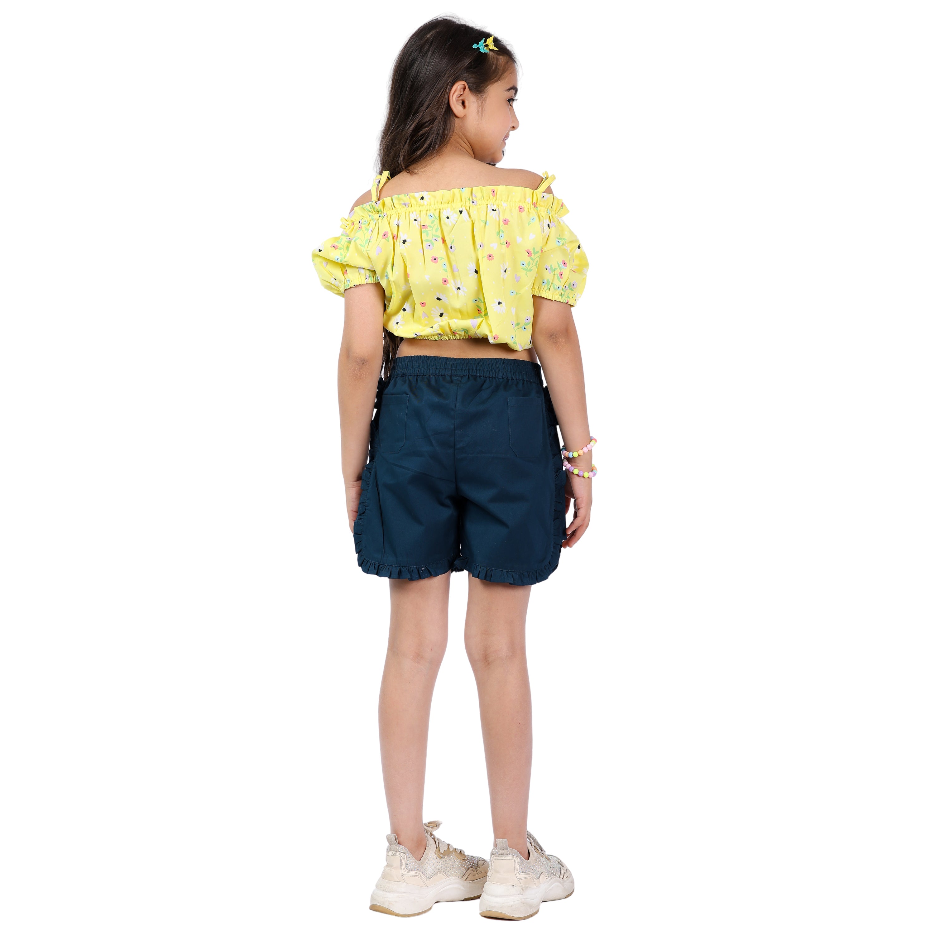 Girls Set – Floral Off-Shoulder Crop Top with Shorts (4–10 Yrs)