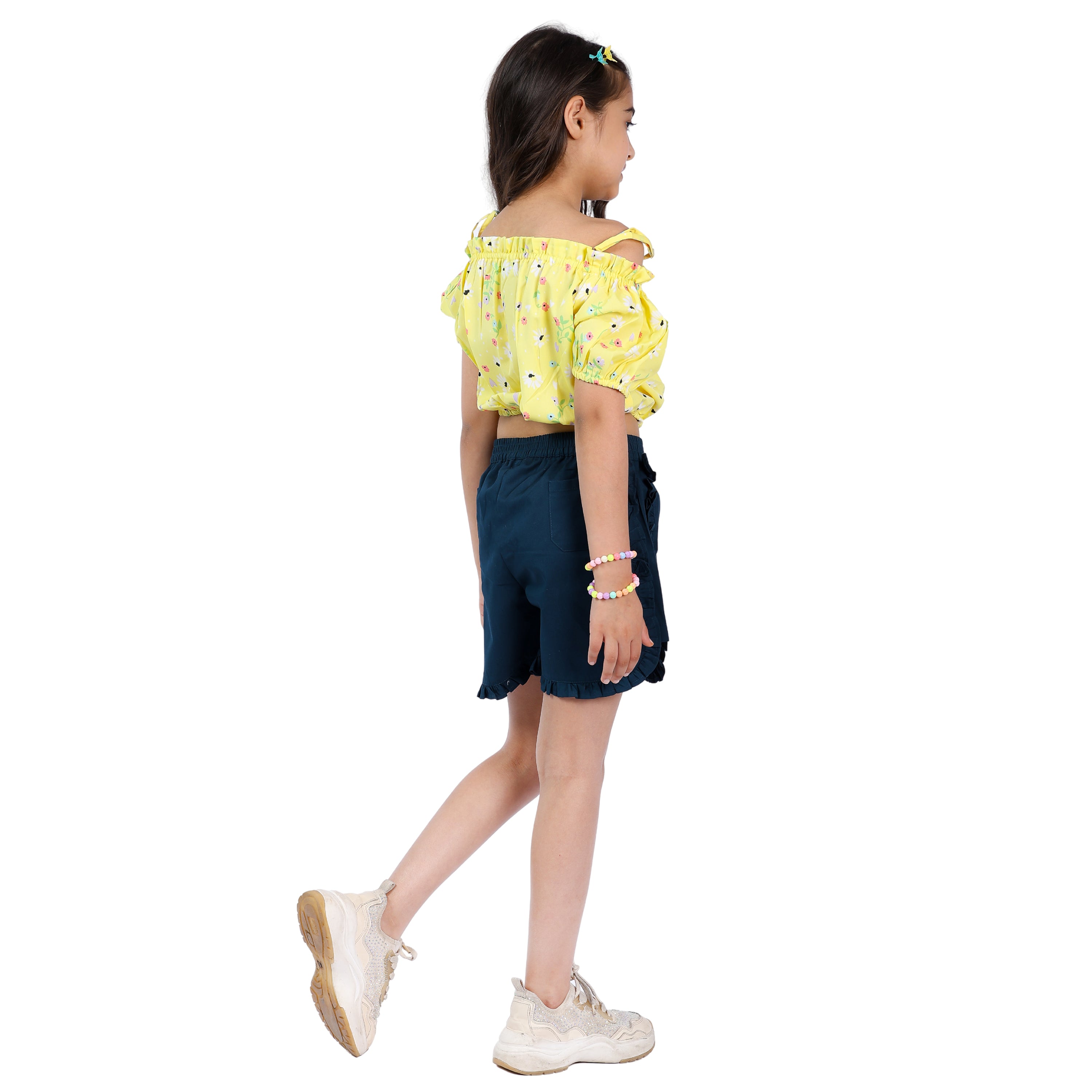 Girls Set – Floral Off-Shoulder Crop Top with Shorts (4–10 Yrs)